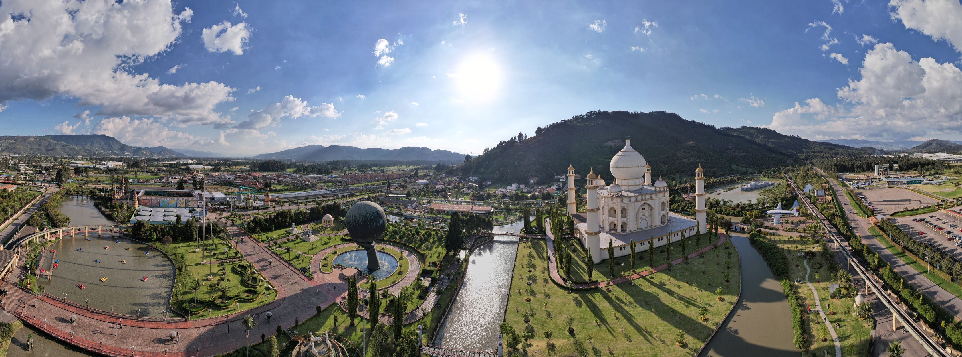 Tour to the Jaime Duque Park